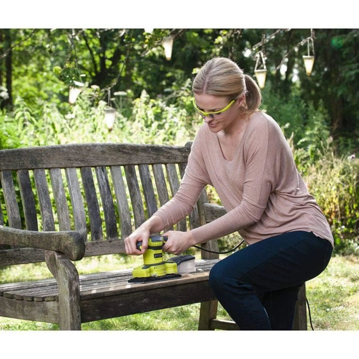 Levigatrice rotorbitale Ryobi RSS280-SA30 280W