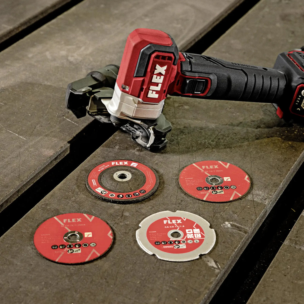 Smerigliatrice angolare Flex LBE 76 12V EC