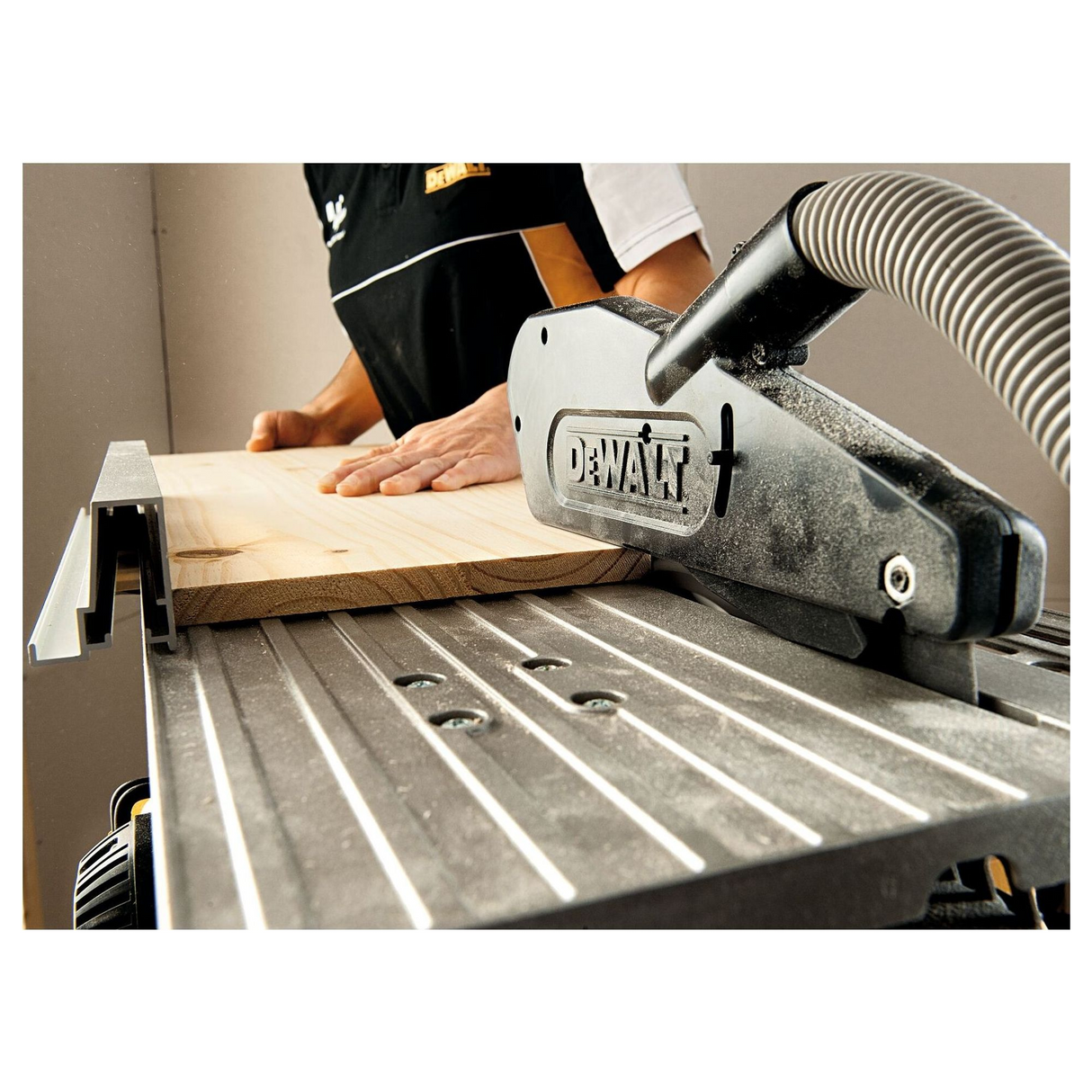 Troncatrice Dewalt D27113-QS 1600W