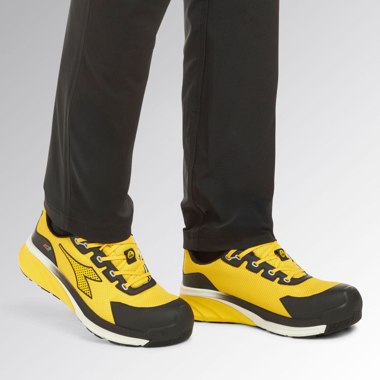 701.182043-C8292 - Safety Shoes Diadora Vortex DA2 Low S1PS - Image 2