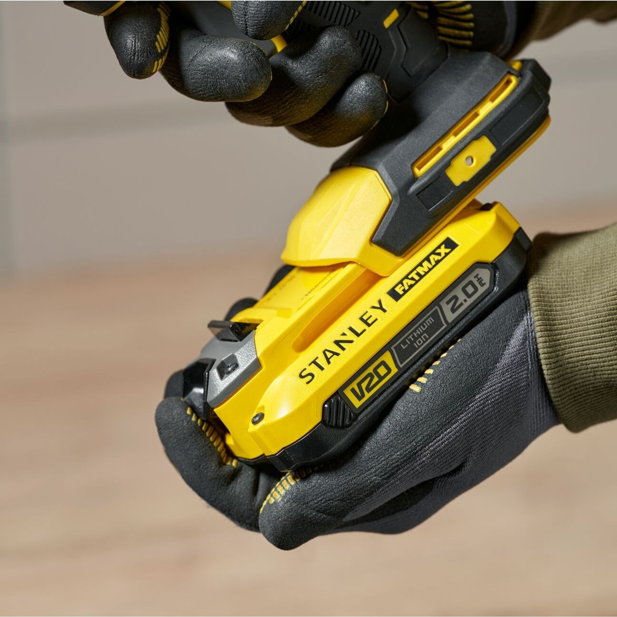 SFMCE600B-XJ - Silicone Gun Stanley FatMax SFMCE600B-XJ 18V - Image 7