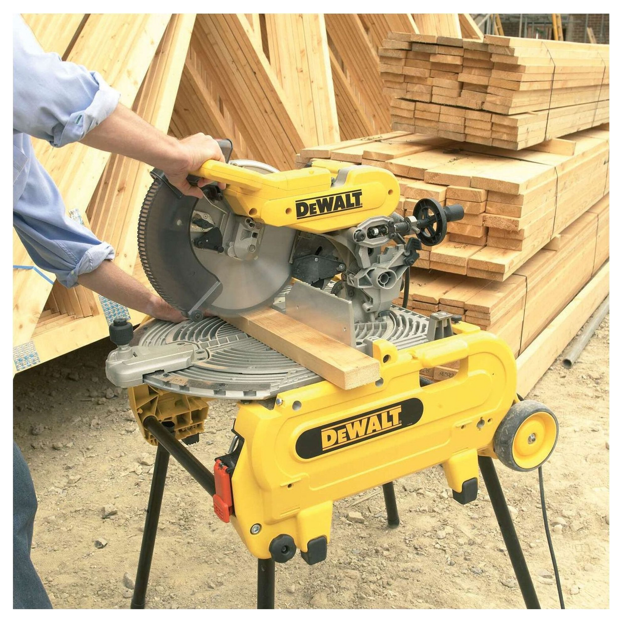 Sega Combinata Dewalt D27107-QS 305mm 2000W