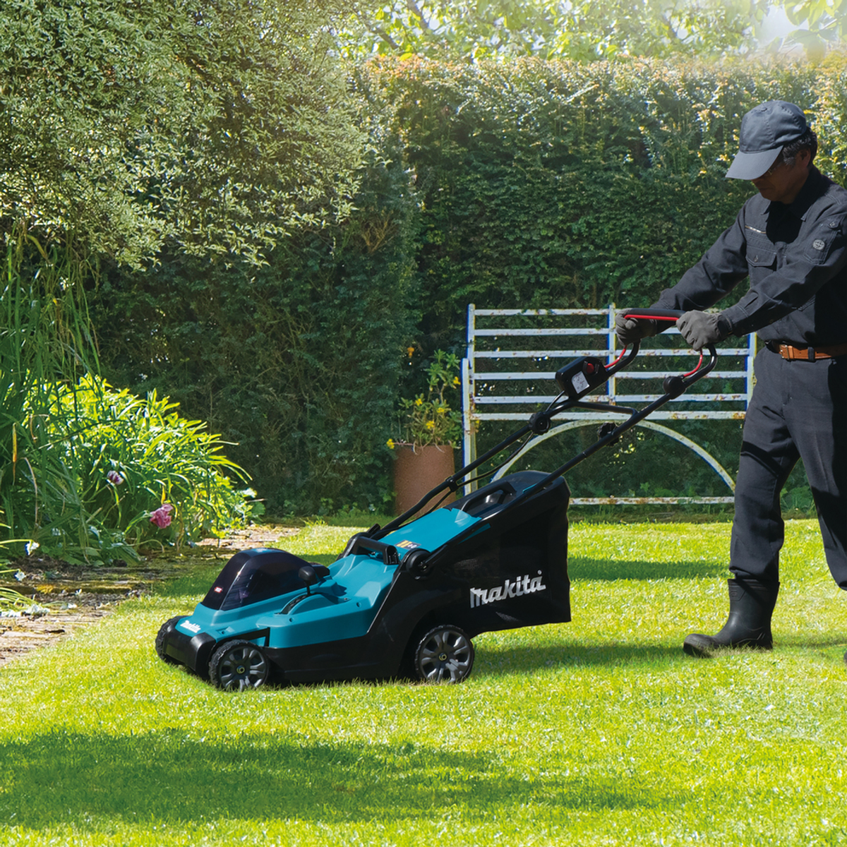 LM003GM103 - Battery-Powered Lawnmower Makita LM003GM103 XGT 40V 380mm - Image 19