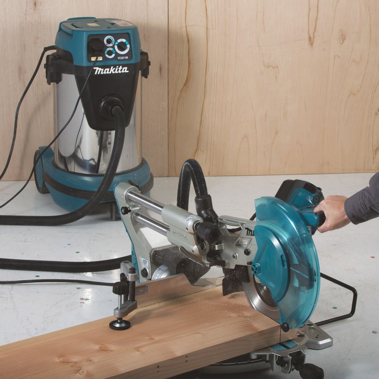 LS1019L - Radial Mitre Saw Makita LS1019L 1510W - Image 10
