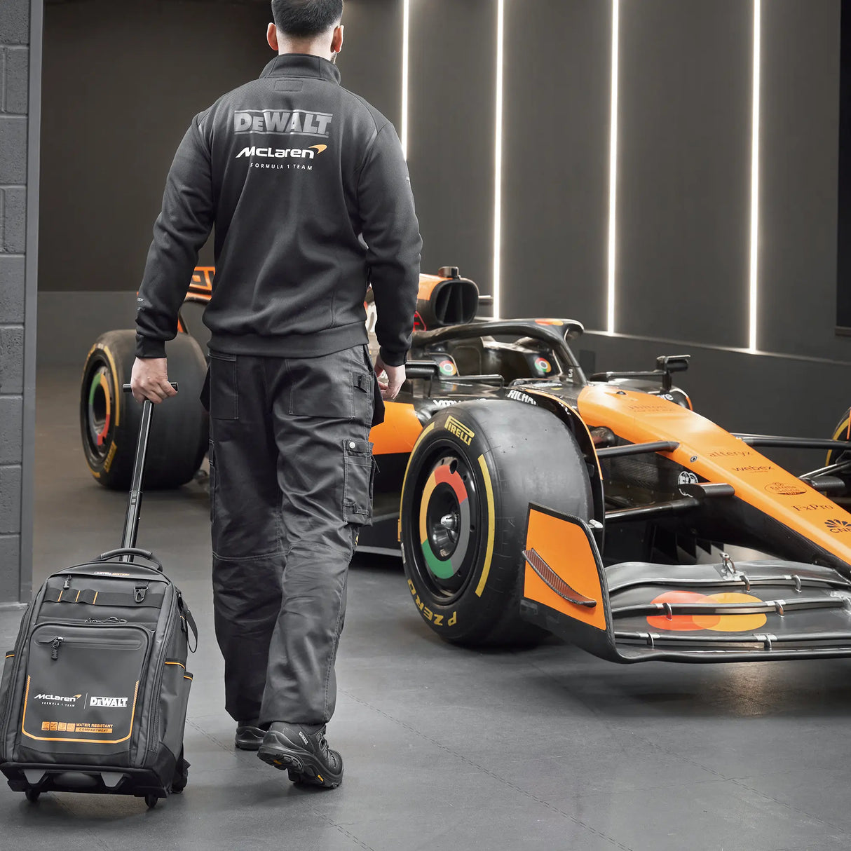 Zaino Trolley Dewalt McLaren DWST60101-9