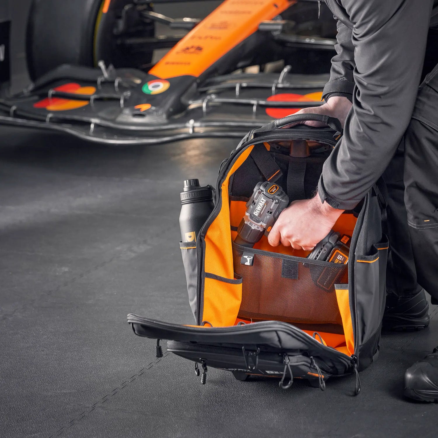 Zaino Trolley Dewalt McLaren DWST60101-9 - Main Image