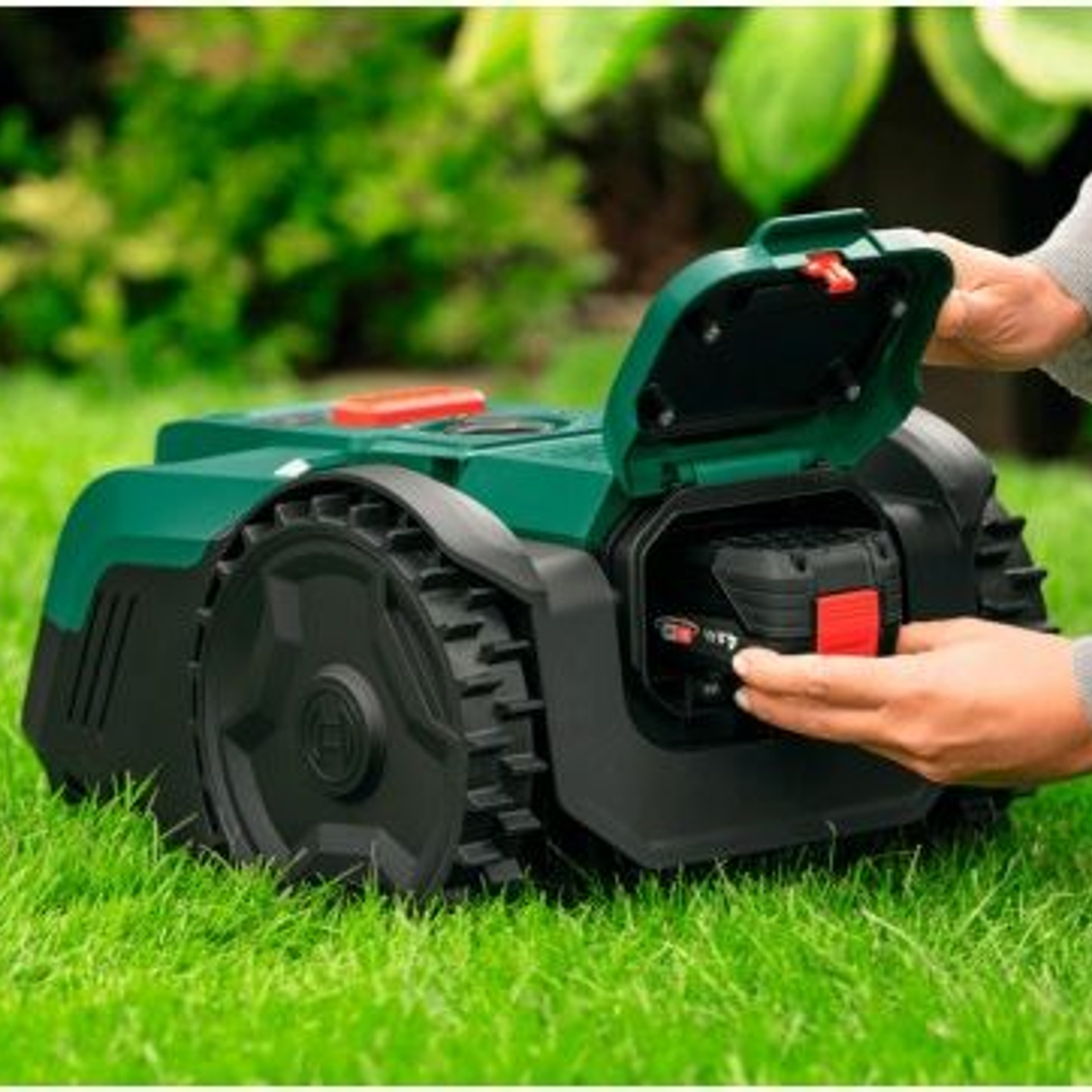 06008E1001 - Robot Lawn Mower Bosch VISIMOW 18V-100 Body Only - Image 6