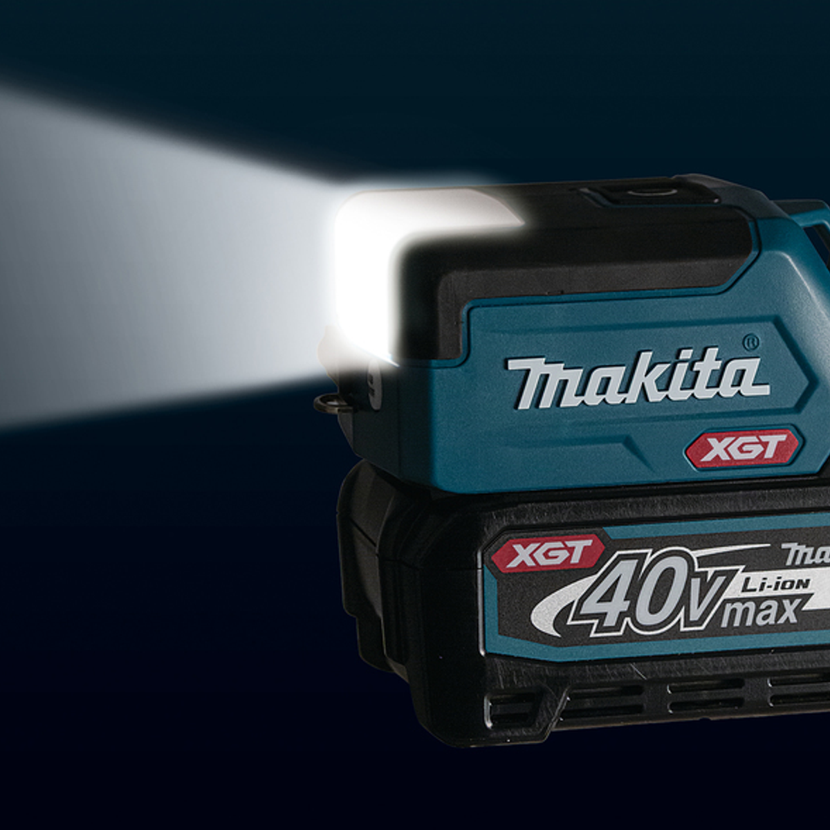 ML011G01 - LED Flashlight Makita ML011G01 with XGT 40V USB Output - Image 15
