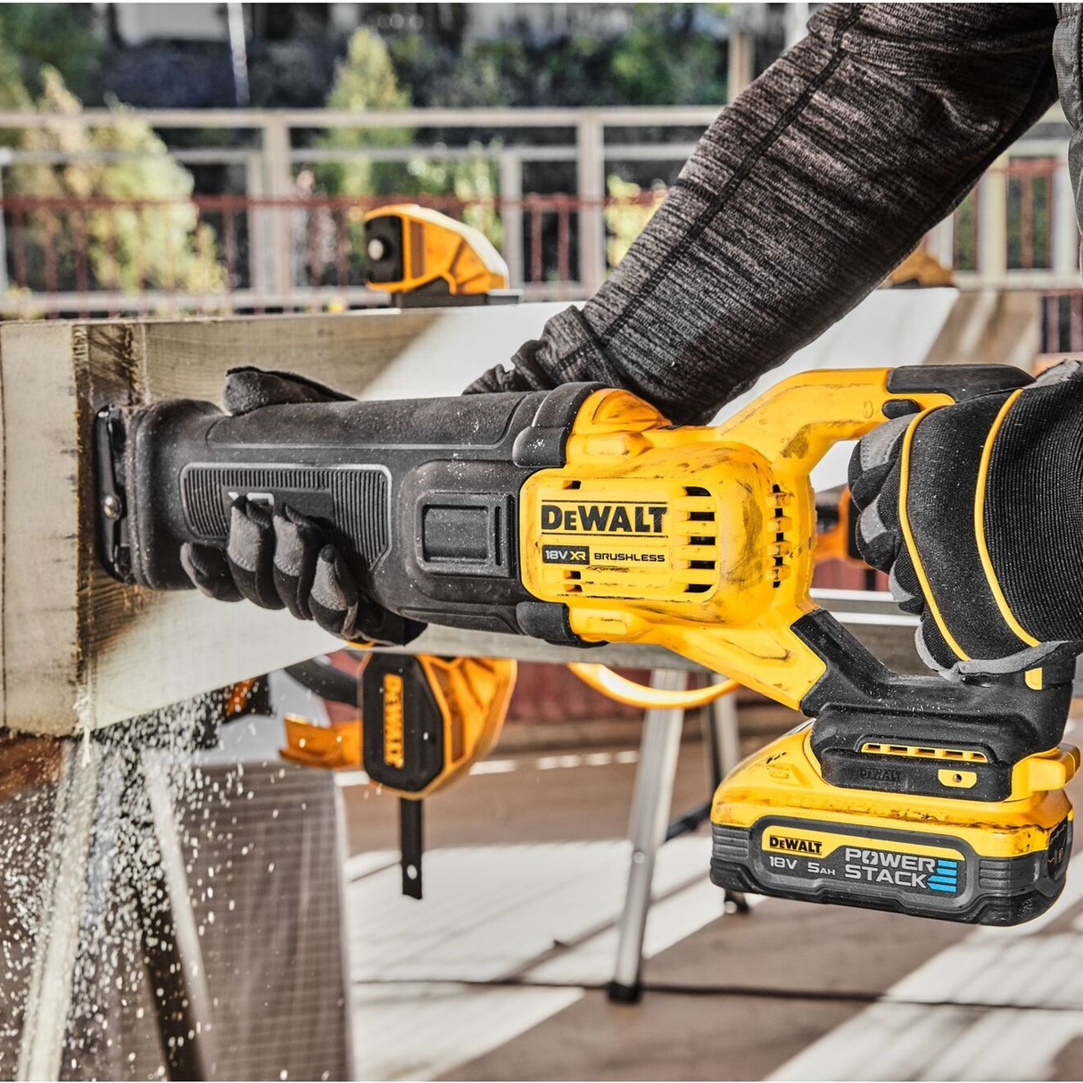 Sega Universale Dewalt DCS386H2T-QW 18V 5Ah Brushless